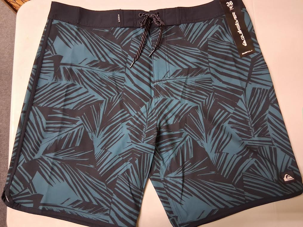 Quiksilver Surfsilk Aruba Palm Openstock Alpha 19 Men Boardshorts