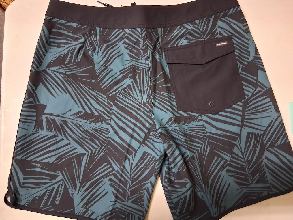 Quiksilver Surfsilk Aruba Palm Openstock Alpha 19 Men Boardshorts