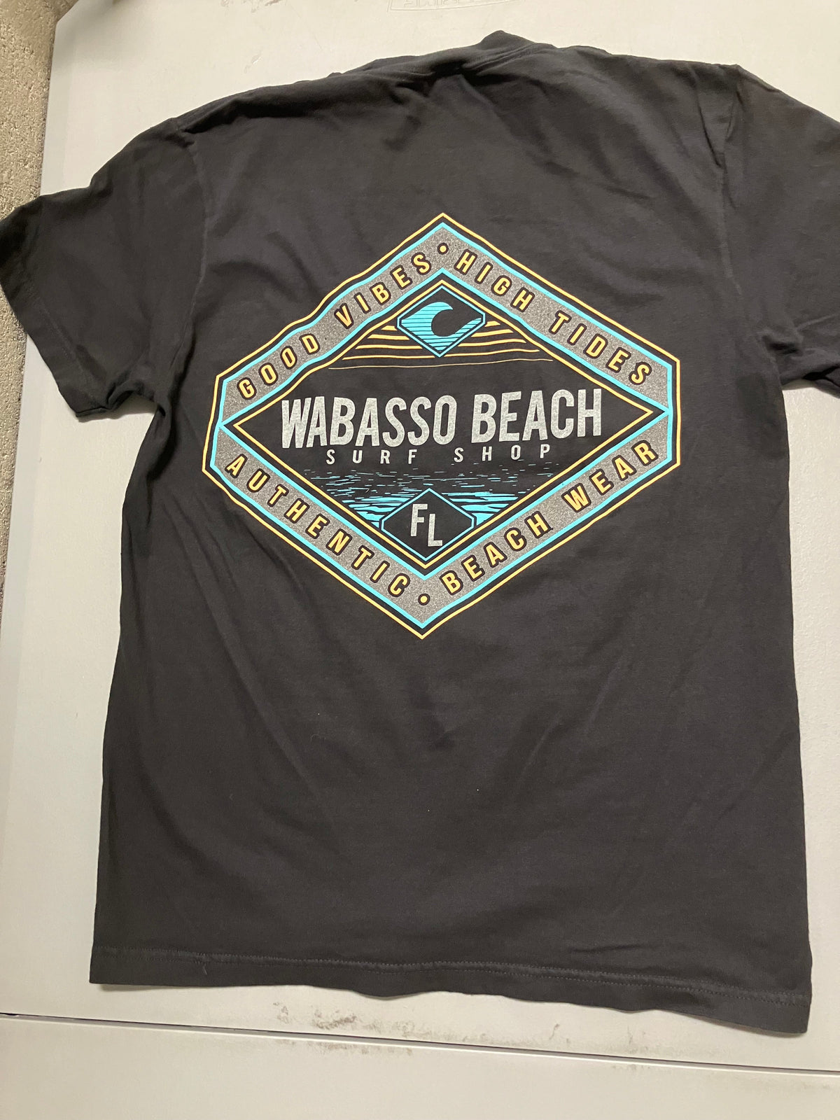 Sherry Reflective Diamond w/Wave SS T-Shirt