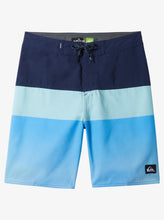 Load image into Gallery viewer, Quiksilver Everyday Panel Youth Boys Board shorts
